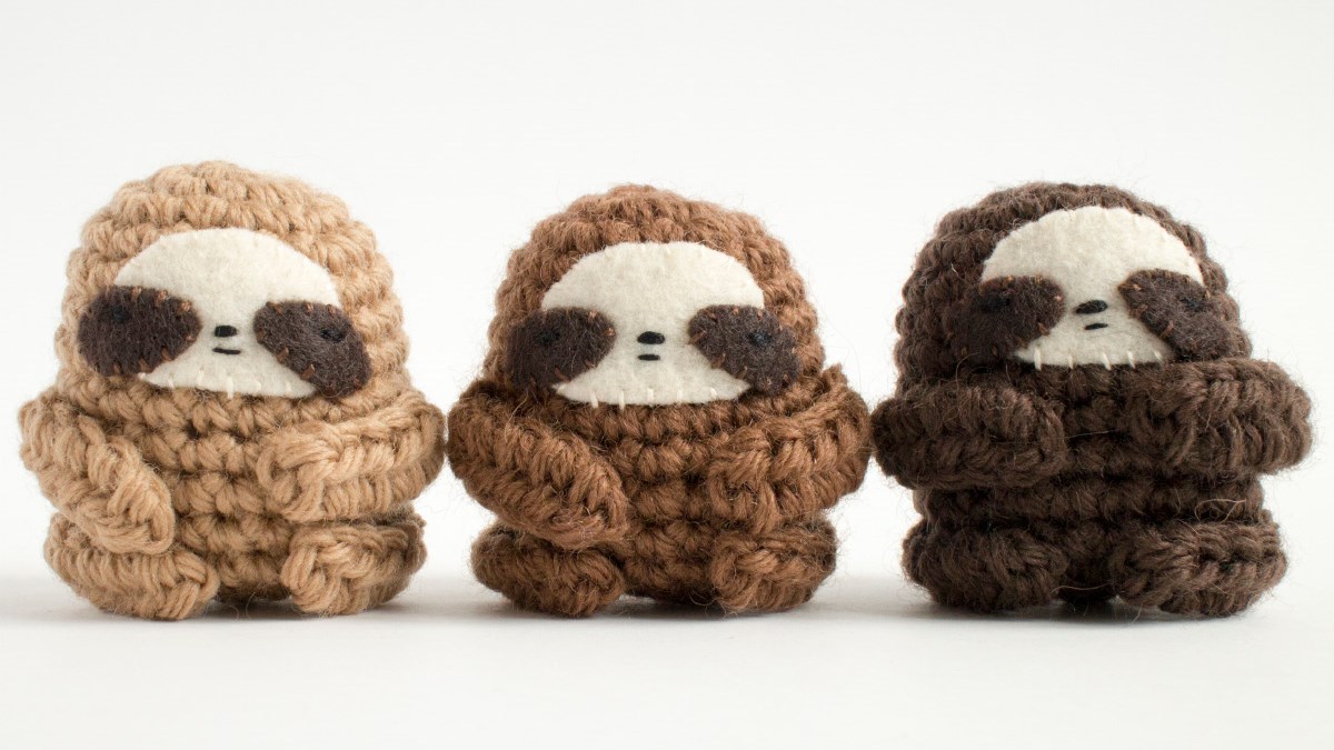 Mini Crochet Super Sloth | thecrochetspace.com