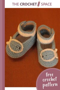 adorable crocheted baby booties || editor