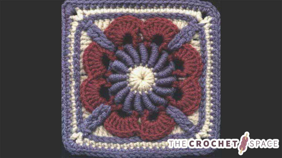 April Dawn Crocheted Square || thecrocrochetspace.com