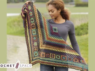 Autumn Harvest Crocheted Shawl || thecrochetspace.com
