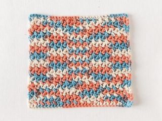 Baked Bean Crochet Dishcloth || thecrochetspace.com