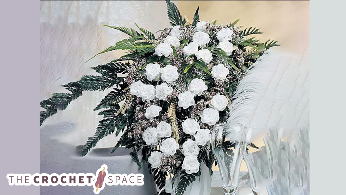 Beautiful Crochet Bridal Bouquet # thecrochetspace.com