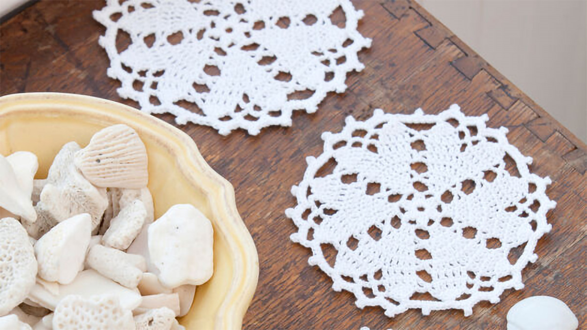 beautiful crocheted lace doily || editor