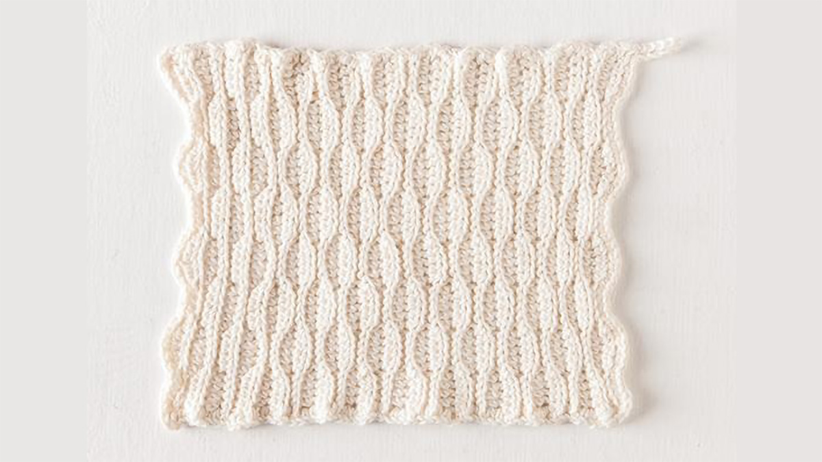 bee hive crochet dishcloth || editor