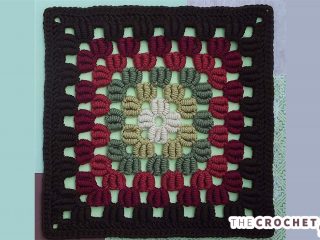 Best Bulloney Crochet Square || thecrochetspace.com