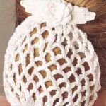 Bridal Rose Crochet Snood.White netting with flower at top || thecrochetspace.com