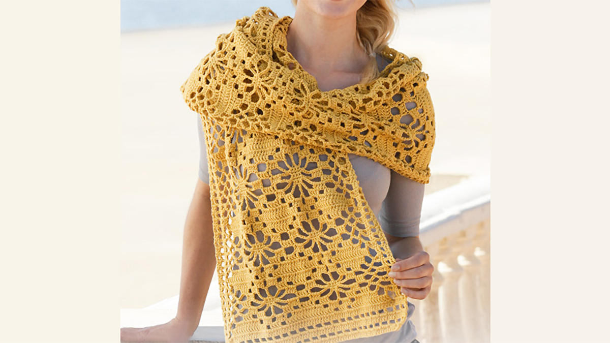 Butterfly Migration Crochet Wrap || thecrochetspace.com