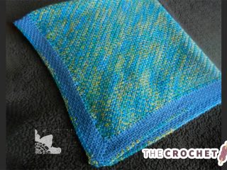 Camden Crochet Baby Blanket || thecrochetspace.com