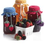 Canning Jar Crocheted Toppers. 3x jar toppers in different colors || thecrochetspace.com