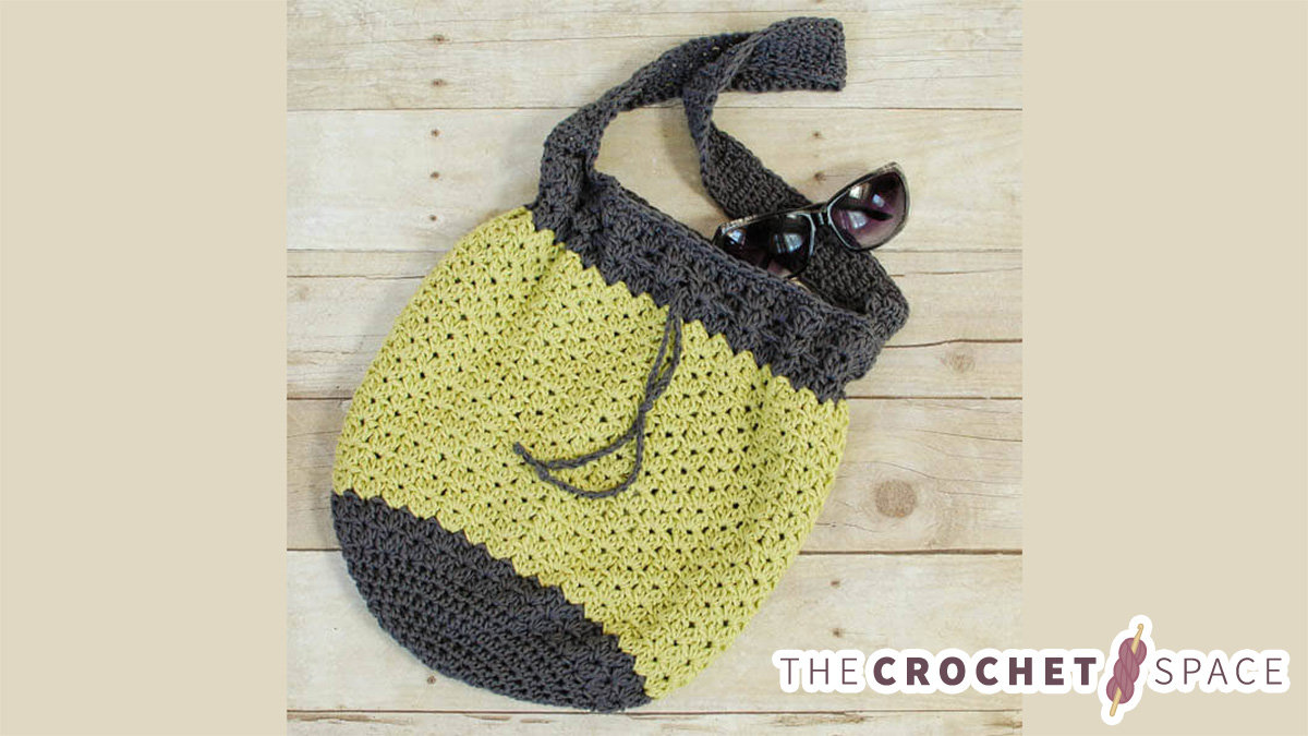 Casual Summer Crochet Bag || thecrochetspace.com