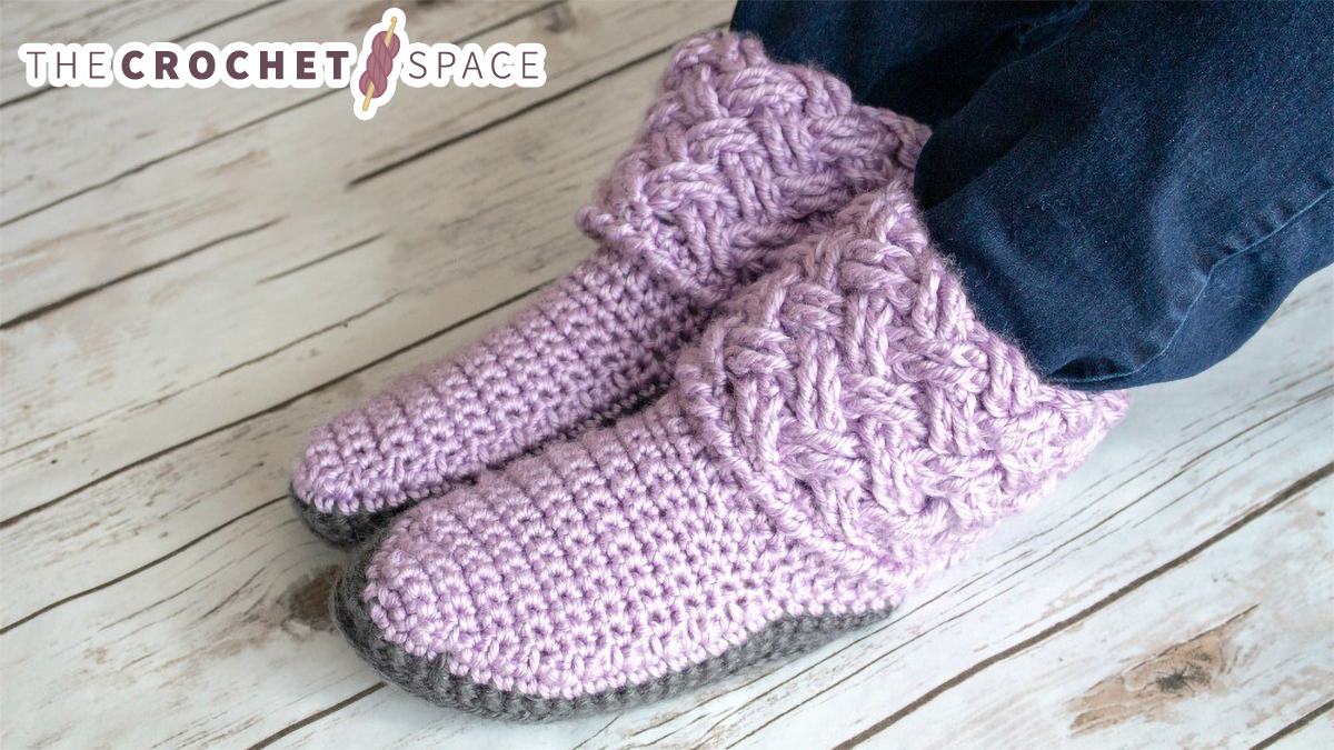 Celtic Web Crochet Slippers || The Crochet Space