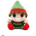 Christmas Crochet Santa Elf. Mini Elf crafted in green and red || thecrochetspace.com