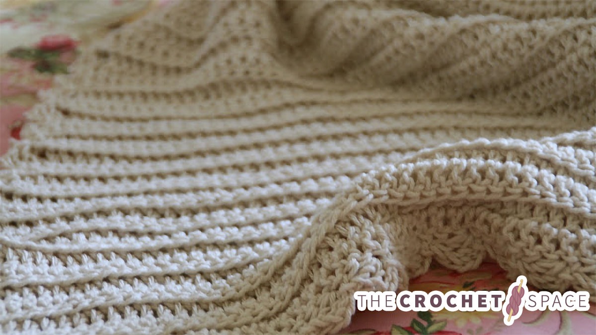 classic crocheted baby blanket || editor