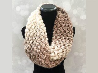 Coffee-Bean Crochet Infinity-Scarf