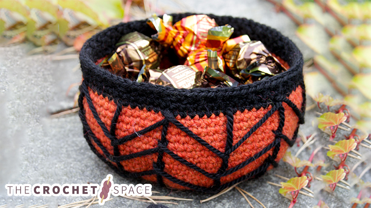 Creepy Candy Crocheted Basket || thecrochetspace.com