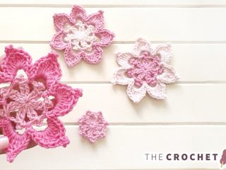 Crochet Applique Robyn Flower || thecrochetspace.com