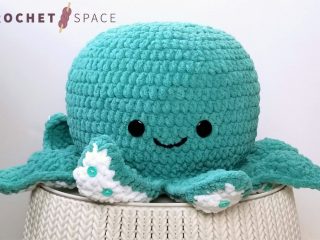 Crochet Baby Octopus Toy || thecrochetspace..com