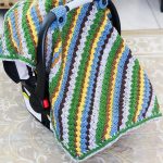 Crochet Car Seat Canopy. Over the top of the car seat || thecrochetspace.com