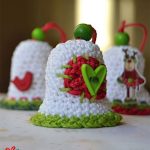Crochet Christmas Hanging Bell. Three bells with different accents || thecrochetspace.com