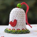 Crochet Christmas Hanging Bell. One bell crafted in red and green || thecrochetspace.com