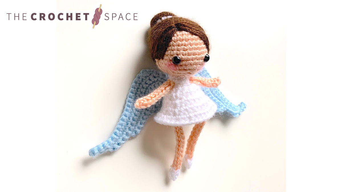 Crochet Christmas Angel Pixie || thecrochetspace.com