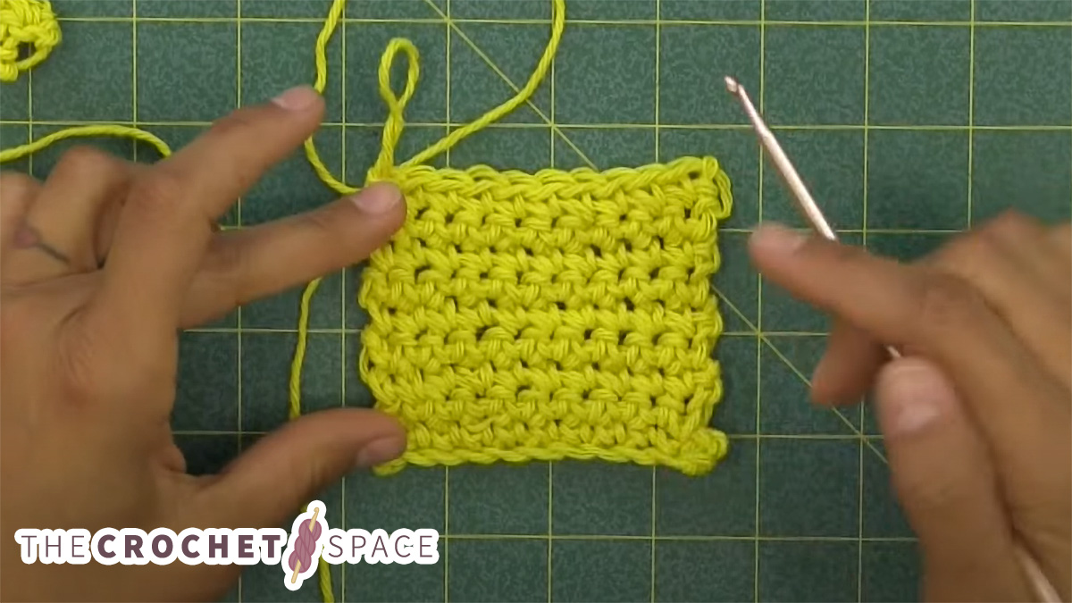 Crochet Face Scrubbies || thecrochetspace.com