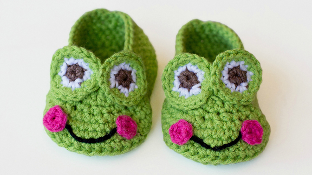 Crochet Frog Baby Booties