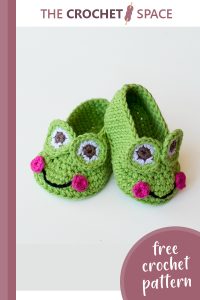 crochet frog baby booties || editor
