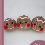 Crochet Gingerbread Head Ornament || thecrochetspace.com
