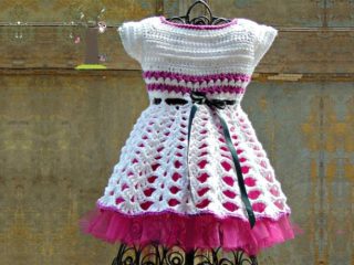 Crochet Isabella Party Dress || thecrochetspace.com