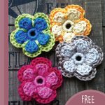 Crochet Mela Flowers. 4 different colored flowers || thecrochetspace.com