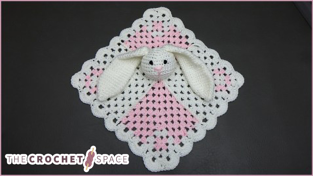 Crochet Mini Bunny Lovey || thecrochetspace.com