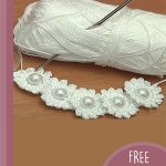 Crochet Mini Flower String With Pearls || thecrochetspace.com