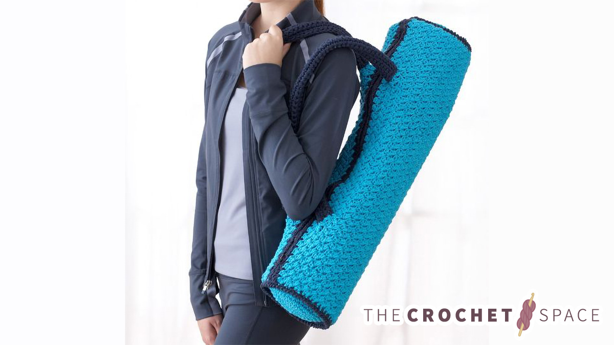 Crochet Namaste Yoga Mat Bag || thecrochetspace.com