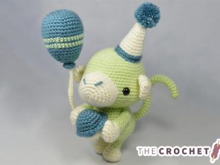 Crochet Party Monkey || thecrochetspace.com