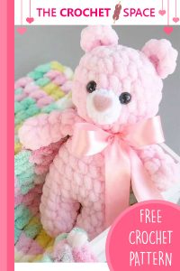 Crochet Plush Teddy Bear. Small plush, pink bear with pink ribbon || thecrochetspace.com