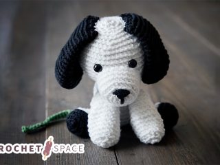 Crochet Puppy For Loving Little Kids || thecrochetspace.com