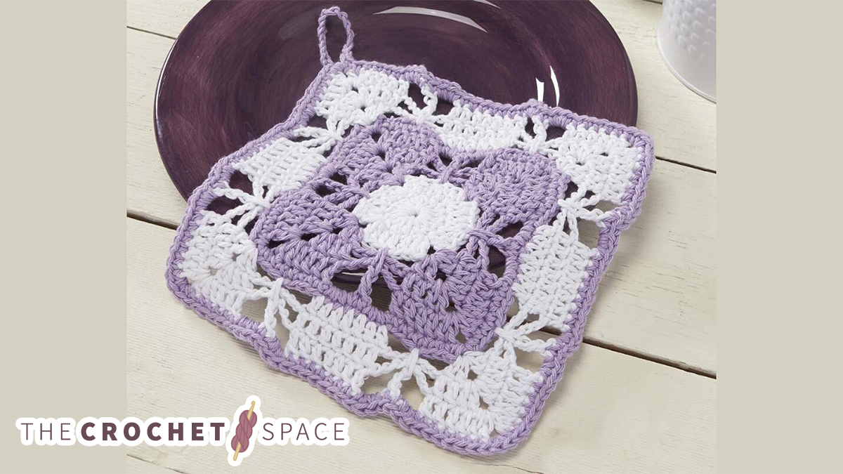 Crochet Snapdragon Dishcloth || thecrochetspace.com