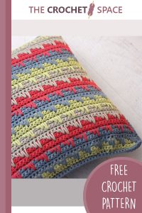 crochet spike stitch pillow || editor