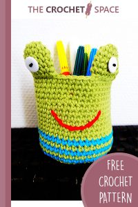crocheted animal baskets || editor