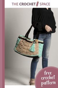 crocheted basket weave tote || https://thecrochetspace.com