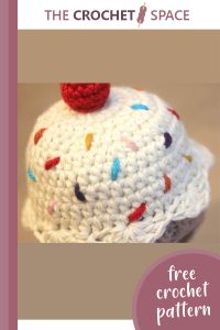 crocheted cupcake hat with earflaps || https://thecrochetspace.com