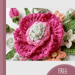 Crocheted Flower Bouquet. Close up of main flower in bouquet || thecrochetspace.com