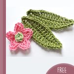 Crocheted Flower Bouquet. 1x small flower with 2x green leaves || thecrochetspace.com