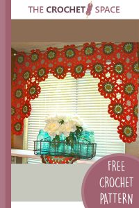 crocheted flower power valance for kitchen windows || editor