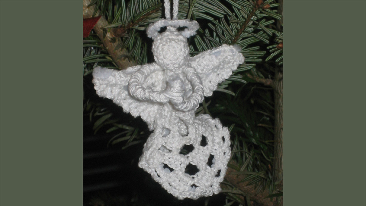crocheted granny square angels || editor