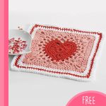 Crocheted Heart Blanket. 1x square only with a heart in the middle || thecrochetspace.com