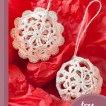 Crocheted Lace Ornaments || thecrochetspace.com