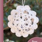 Crocheted Lace Ornaments || thecrochetspace.com