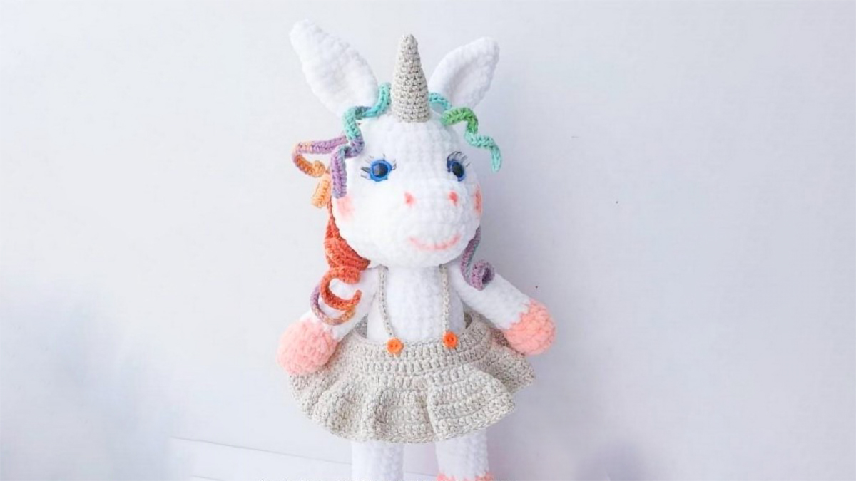 crocheted magical ursula unicorn  || editor
